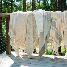 Load image into Gallery viewer, Bungalow Throw Sand