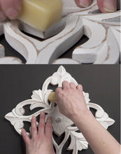 Load image into Gallery viewer, BEESWAX DISTRESSING BLOCK