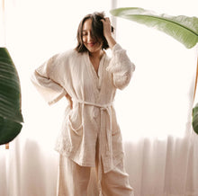 Load image into Gallery viewer, POKOLOKO Crinkle Cardigan Cream