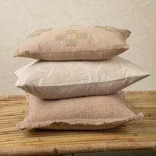 Load image into Gallery viewer, Monte Pillow