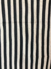 Load image into Gallery viewer, CutWork Appliqué Stripe Blankets