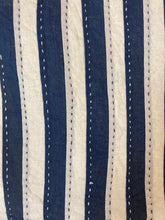 Load image into Gallery viewer, CutWork Appliqué Stripe Blankets