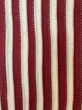 Load image into Gallery viewer, CutWork Appliqué Stripe Blankets