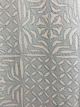 Load image into Gallery viewer, CutWork Appliqué Blanket - Assorted Colours & Patterns - Twin Double