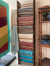 Load image into Gallery viewer, CutWork Appliqué Stripe Blankets