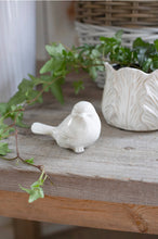 Load image into Gallery viewer, 3633 White ceramic birds

