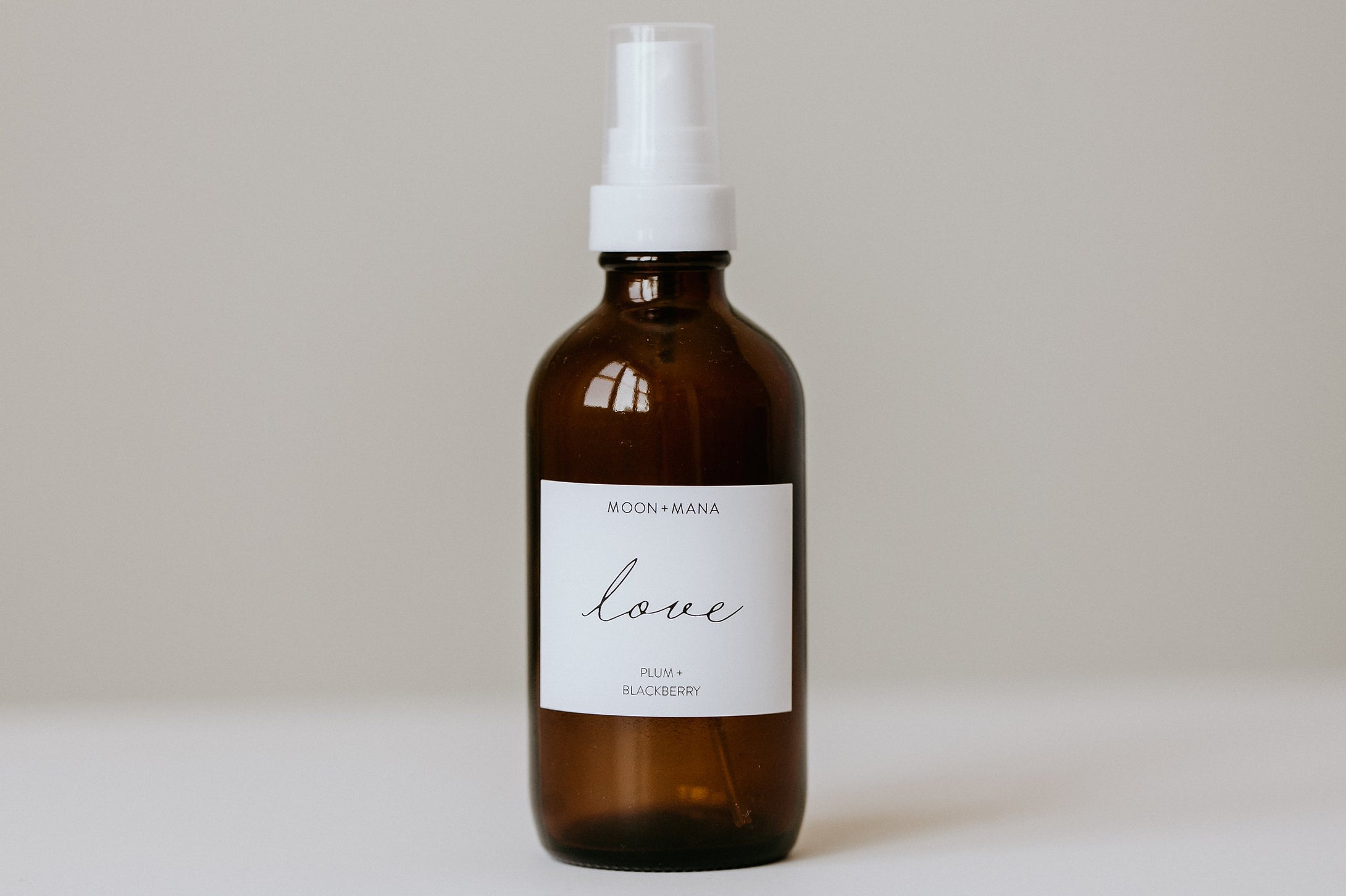 LOVE room spray by moon + mana