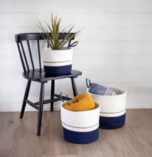 Load image into Gallery viewer, Round Navy White Storage set of 3
