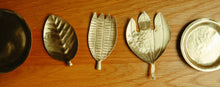 Load image into Gallery viewer, Monstera Leaf Brass Trinket Dish 1-0548
