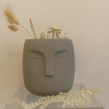Load image into Gallery viewer, Grey Face Planter
