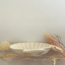 Load image into Gallery viewer, Sea Shell Dish (Black, White &amp; Stone)
