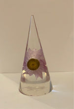 Load image into Gallery viewer, Little Pretty Ring Holder - Large
