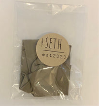 Load image into Gallery viewer, Seth Adult Headband

