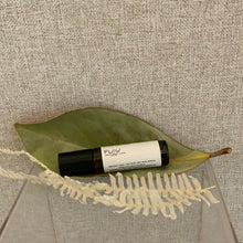 Load image into Gallery viewer, Flow Essential Oil Blend - Mud + Otis
