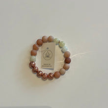 Load image into Gallery viewer, Maiden Perras - Matte Peach Aventurine

