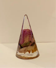 Load image into Gallery viewer, Little Pretty Ring Holder - Medium
