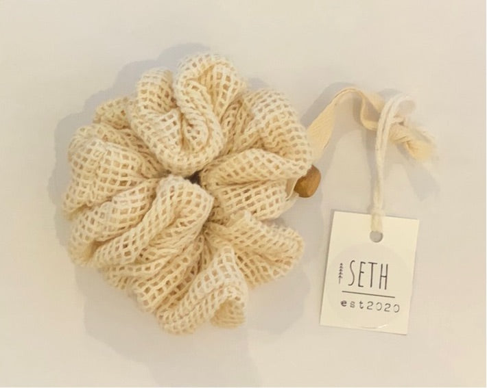 Seth Shower Pouf