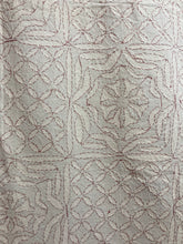 Load image into Gallery viewer, CutWork Appliqué Blanket - Assorted Colours &amp; Patterns - Twin Double
