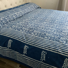 Load image into Gallery viewer, Indigo Block Prink Batik Blanket
