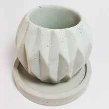 Load image into Gallery viewer, Mini Planters
