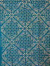 Load image into Gallery viewer, CutWork Appliqué Blanket - Assorted Colours &amp; Patterns - Queen King
