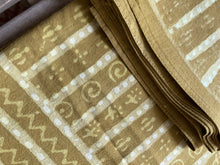 Load image into Gallery viewer, Table Cloth - Dabu Mud Cloth - S/6 Napkins
